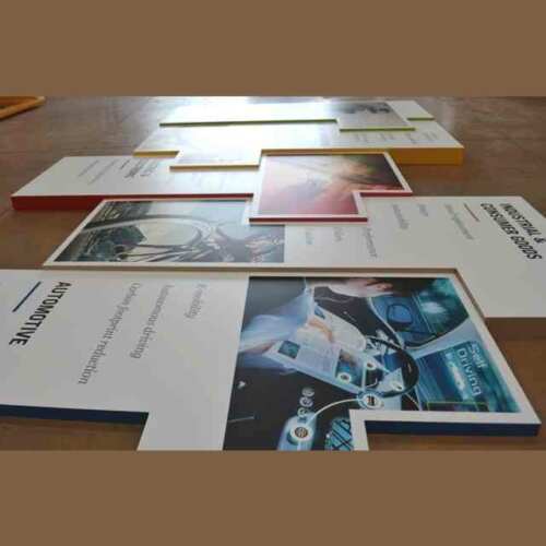 Pannelli PVC scatolati a puzzle con stampa 10 e 5 mm scatolati su 5 lati in diverse altezze per un bellissimo effetto a rilievo sullo stand